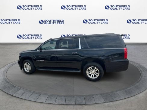 Used 2019 Chevrolet Suburban LT AWD/4WD image 3