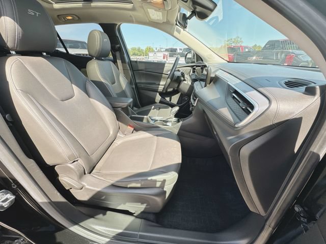 Used 2024 Buick Encore GX Sport Touring w/ Experience Buick Package AWD/4WD image 28