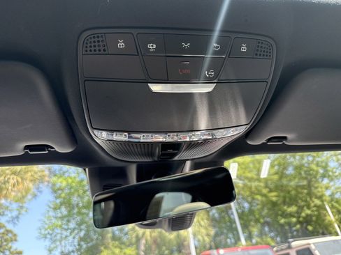 Used 2021 Mercedes-Benz E 350 4MATIC Sedan image 23