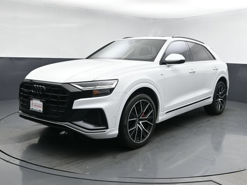 Used 2021 Audi Q8 Premium Plus w/ Premium Plus Package AWD/4WD image 20