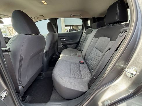 Used 2025 Nissan Kicks SV image 23