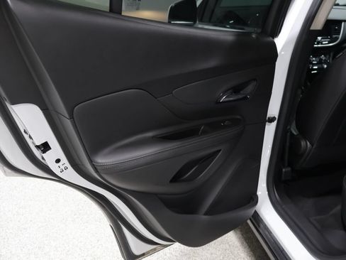 Used 2022 Buick Encore Preferred w/ Safety Package AWD/4WD image 19