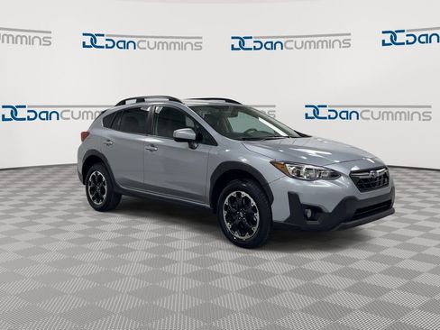 Used 2022 Subaru Crosstrek 2.0i Premium w/ Popular Package #3 image 2
