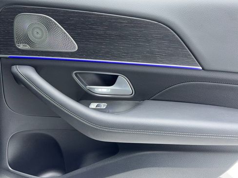 Used 2025 Mercedes-Benz GLE 350 4MATIC image 53