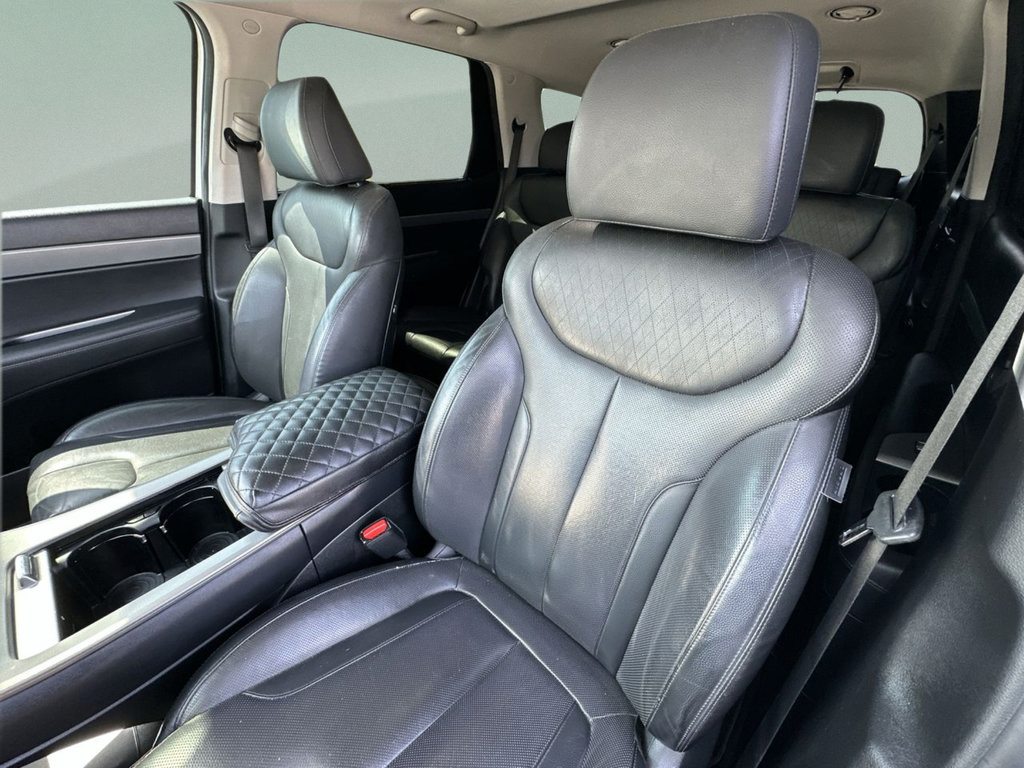 Used 2022 Hyundai Palisade SEL w/ Premium Package FWD image 22