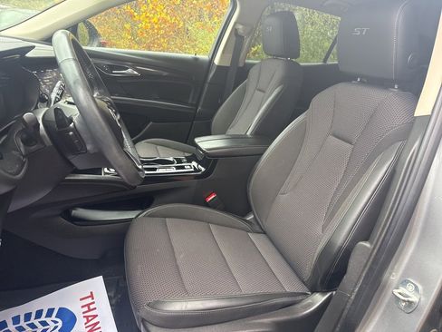 Used 2023 Buick Envision Preferred w/ Sport Touring Package image 15