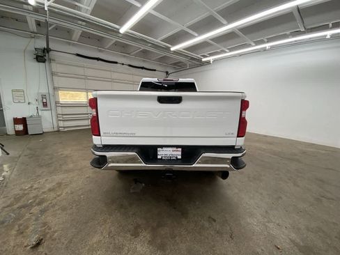 Used 2021 Chevrolet Silverado 2500 LTZ w/ LTZ Convenience Package image 5