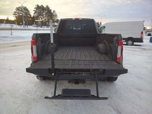 Used 2019 Ford F450 Platinum w/ Platinum Ultimate Package image 22