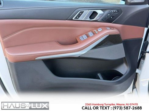 Used 2023 BMW X7 M60i image 21