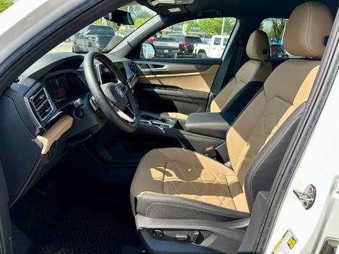New 2026 Volkswagen Atlas Cross Sport SE AWD/4WD image 12
