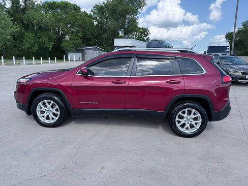 Used 2015 Jeep Cherokee Latitude w/ Cold Weather Group AWD/4WD image 53