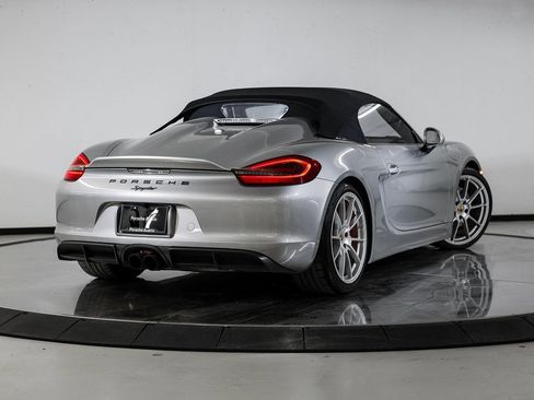 Certified 2016 Porsche Boxster Spyder RWD image 7