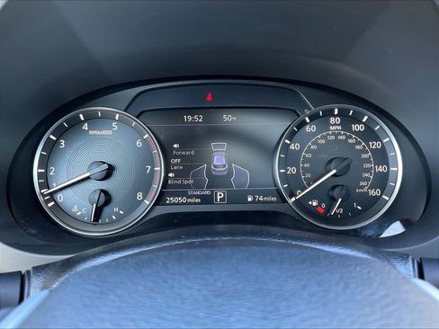 Used 2023 INFINITI QX50 Luxe AWD/4WD image 13