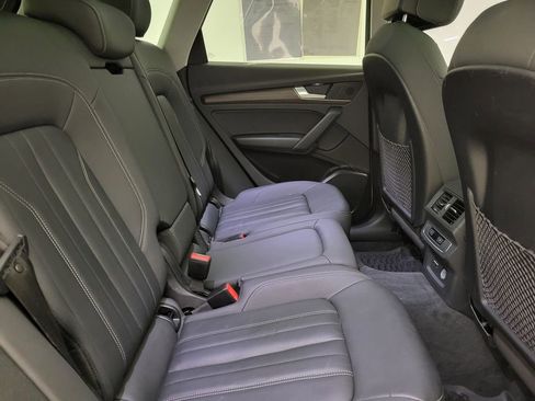 Used 2021 Audi Q5 2.0T Premium w/ Convenience Package image 42