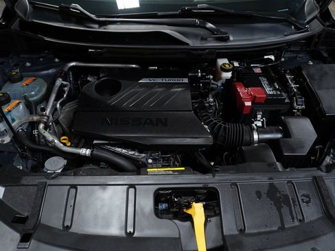 Used 2023 Nissan Rogue SV w/ SV Premium Package image 9