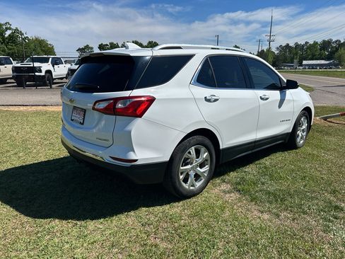 Used 2019 Chevrolet Equinox Premier FWD image 13