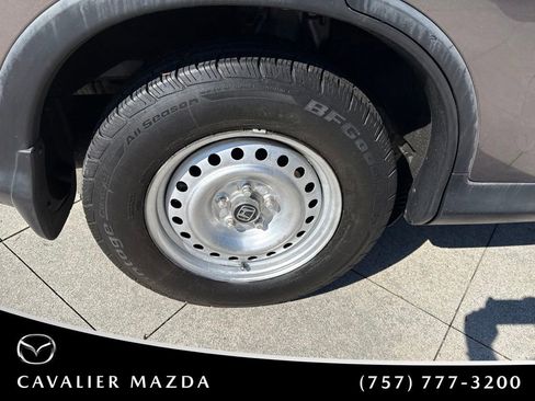 Used 2015 Honda CR-V LX image 20