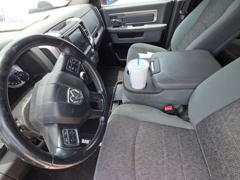 Used 2019 RAM 1500 Big Horn AWD/4WD image 12