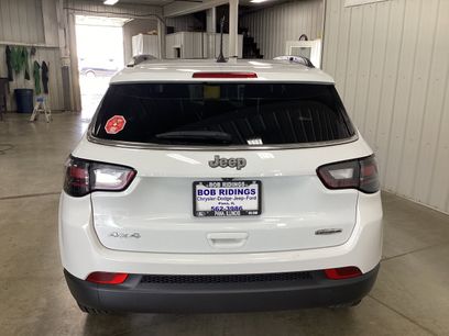 Used 2024 Jeep Compass Latitude w/ Sun and Sound Group