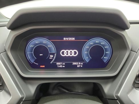 Used 2024 Audi Q4 e-tron Premium Plus w/ Premium Plus AWD/4WD image 9