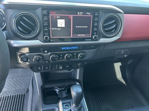 Used 2023 Toyota Tacoma SR5 w/ Technology Package AWD/4WD image 12