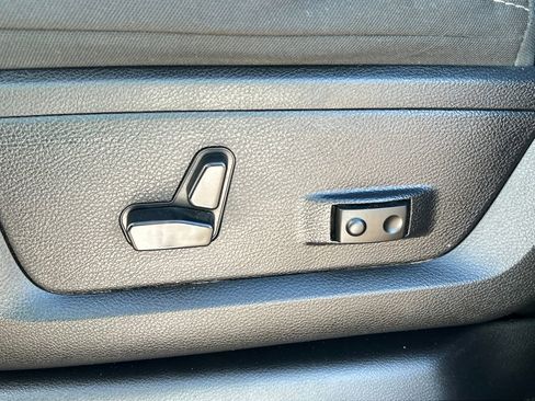 Used 2024 RAM 2500 Big Horn image 18