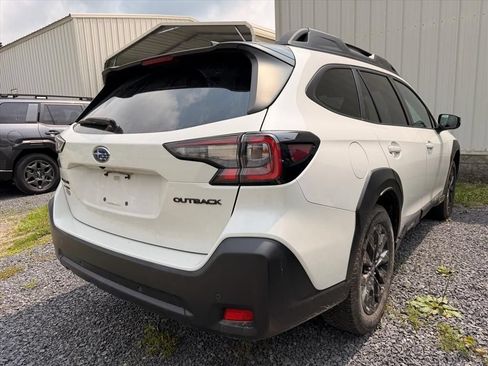 Certified 2024 Subaru Outback Onyx Edition AWD/4WD image 10