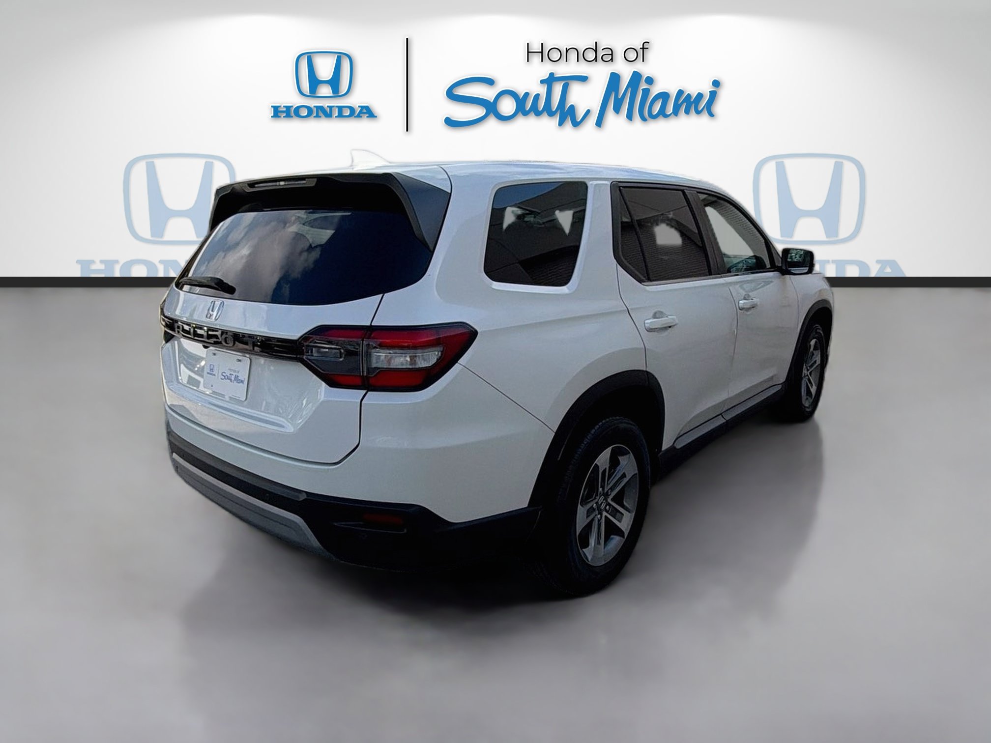 Used 2024 Honda Pilot EX-L image 7