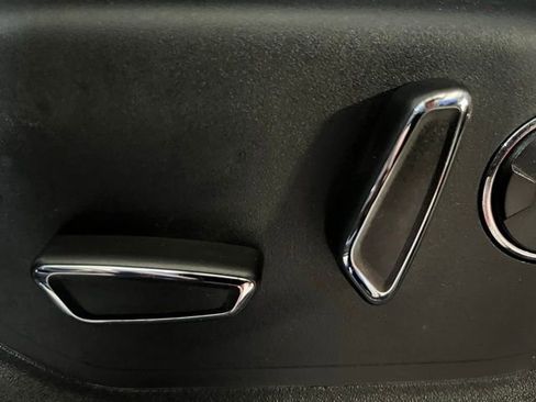 Used 2019 Ford Expedition Limited w/ Equipment Group 301A image 13