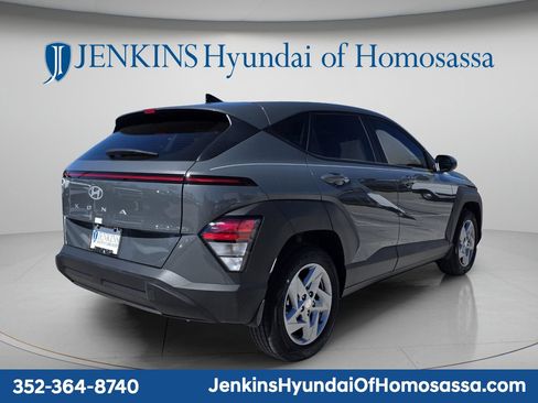 New 2026 Hyundai Kona SE FWD image 4