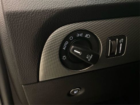 Used 2020 Dodge Durango GT image 22