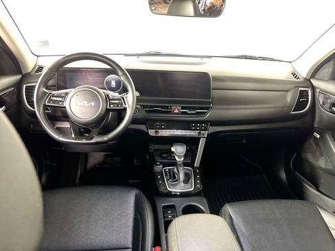 Certified 2025 Kia Seltos SX image 13