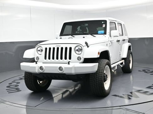 Used 2018 Jeep Wrangler Unlimited Sport S AWD/4WD image 11