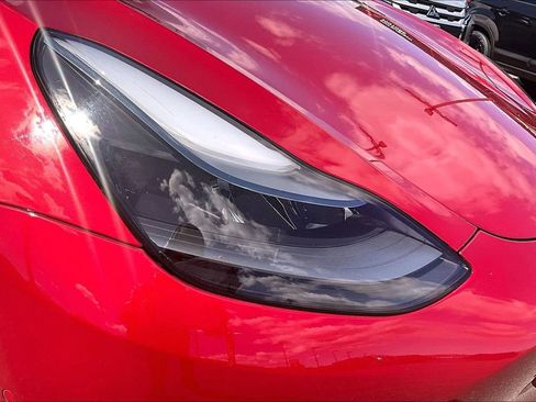 Used 2021 Tesla Model 3 Long Range AWD/4WD image 27