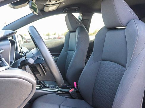 Used 2024 Toyota Corolla SE w/ SE Package FWD image 17