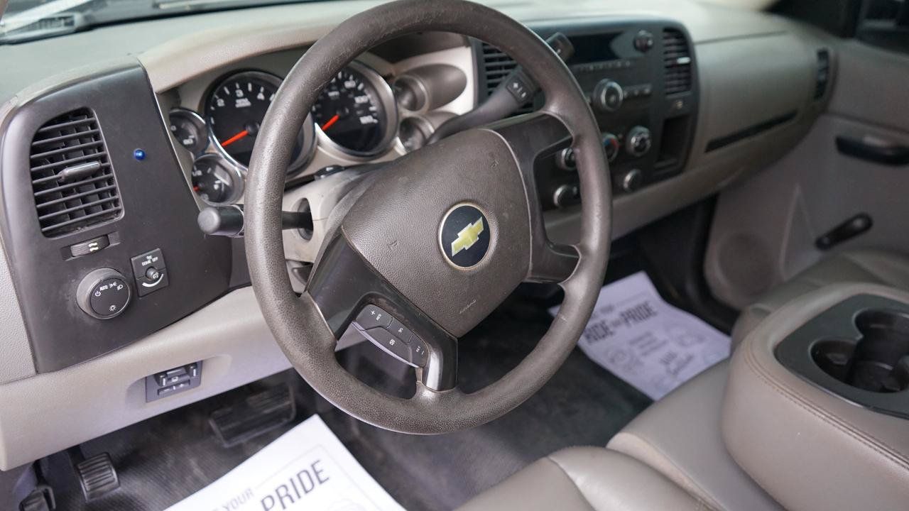 Used 2013 Chevrolet Silverado 2500 W/T RWD image 10