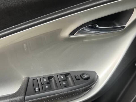 Used 2013 Chevrolet Volt Premium FWD image 11