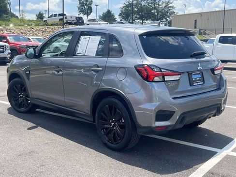 Used 2025 Mitsubishi Outlander Sport ES AWD/4WD image 5