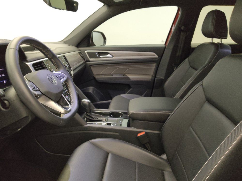 Used 2023 Volkswagen Atlas Cross Sport SE FWD image 17