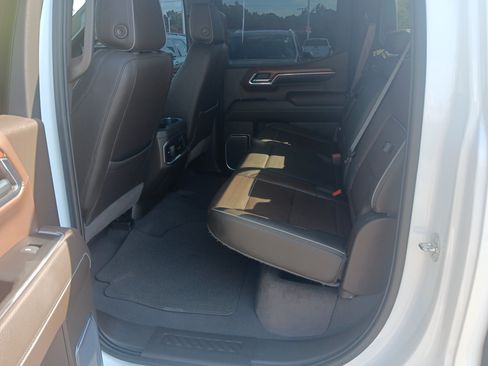 Used 2022 GMC Sierra 1500 Denali AWD/4WD image 16