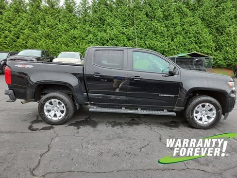 Used 2022 Chevrolet Colorado LT w/ LT Convenience Package AWD/4WD image 8