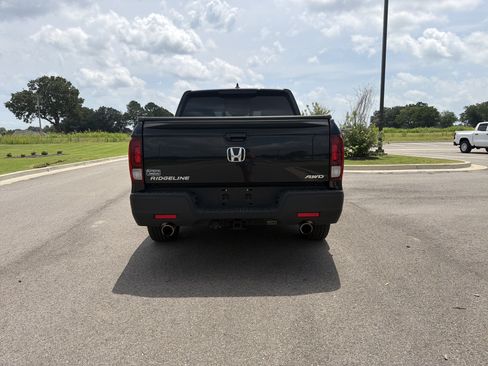 Certified 2023 Honda Ridgeline RTL image 5