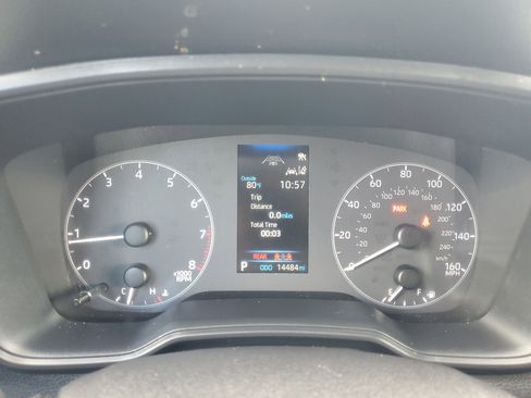 Certified 2025 Toyota Corolla Cross LE FWD image 23