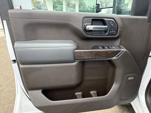 Used 2020 GMC Sierra 2500 Denali w/ Denali Ultimate Package image 11