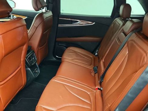 Used 2016 Lincoln MKX Reserve w/ Technology Package image 22