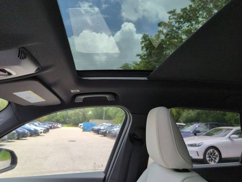New 2026 BMW X1 xDrive28i w/ Technology Package AWD/4WD image 20