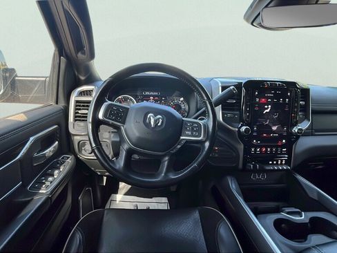 Used 2020 RAM 2500 Laramie AWD/4WD image 11