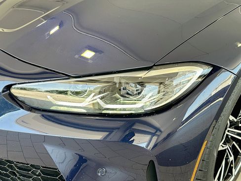 Used 2023 BMW M4 xDrive Competition w/ Parking Assistance Package AWD/4WD image 28