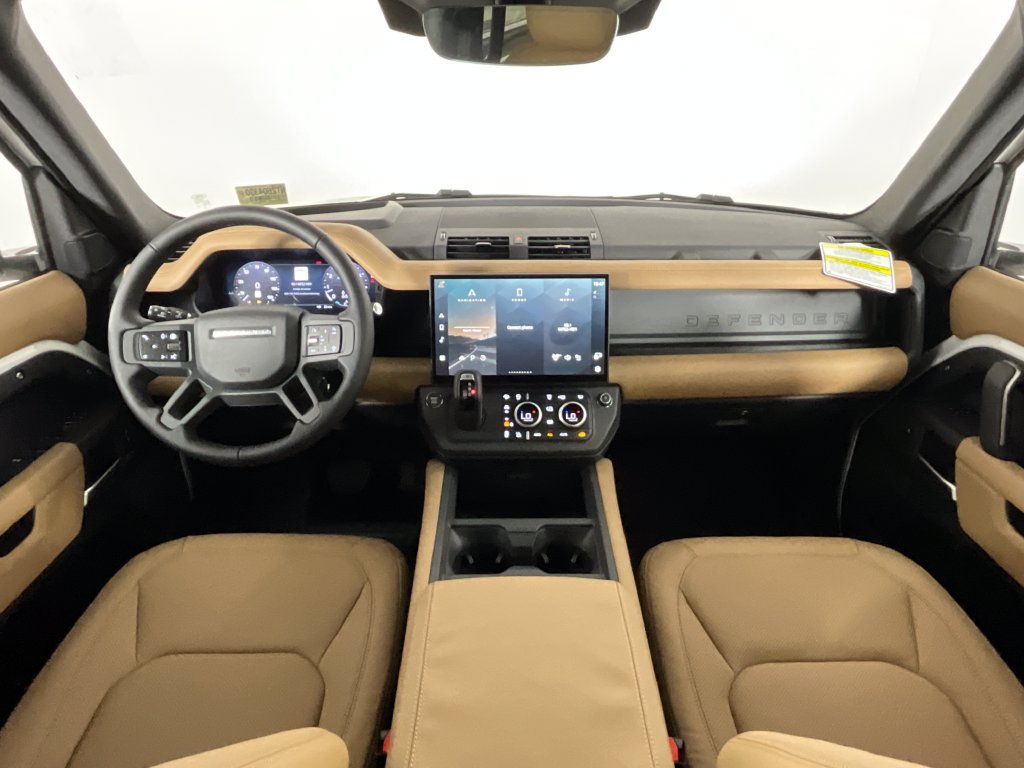New 2026 Land Rover Defender 130 X-Dynamic SE AWD/4WD image 4