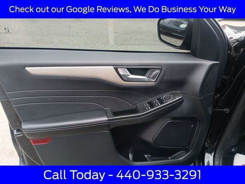 Certified 2022 Ford Escape SEL image 32